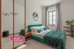 Bellagio Central Square by Wonderful Italy