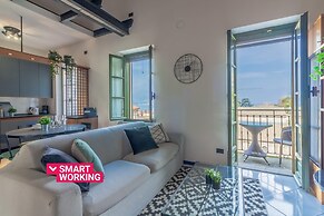 Bellagio Central Square by Wonderful Italy