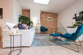 Design Loft in Florence - Hosted by Sweetstay