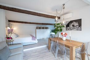 Design Loft in Florence - Hosted by Sweetstay