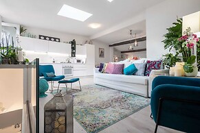 Design Loft in Florence - Hosted by Sweetstay