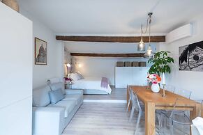 Design Loft in Florence - Hosted by Sweetstay