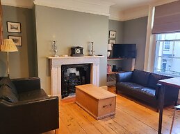 Captivating 2-bed Apartment in Winchester