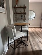 The Luxe Spot 1