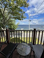 Loon Lodge Limit 8 3 Bedroom Home by RedAwning