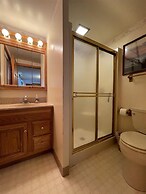 Loon Lodge Limit 8 3 Bedroom Home by RedAwning