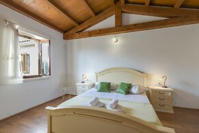 Pool Villa Frapi - Maslina