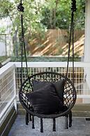 Luxury Apt Near the Beach Athens Riviera by Olon