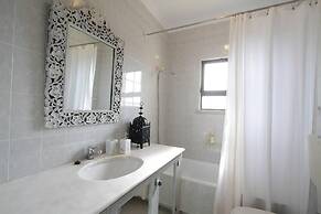 Beautiful Villa in Praia da Salema max 6 People