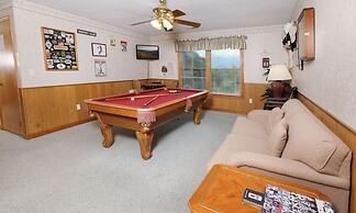 At Last 2 Bedroom Home by RedAwning