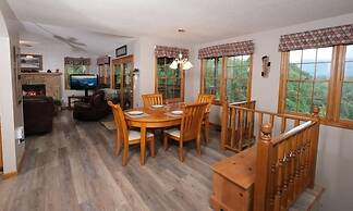 At Last 2 Bedroom Home by RedAwning