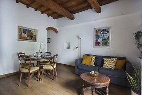 Oltrarno Modern Apartment in Florence - Hosted by Sweetstay