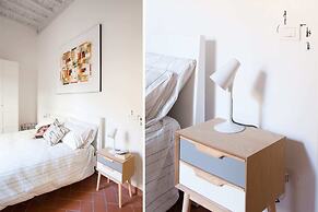 Design Apt Florence-hosted by Sweetstay