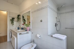 Sanzanobi Suite - Hosted by Sweetstay