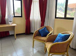 Rwizi Arch Hotel