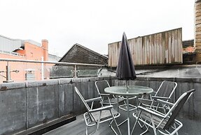 Trafalgar Square by Excel Apartments