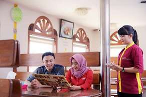 Hotel Olympic Semarang by Sajiwa