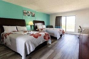 Crystal Palace Resort