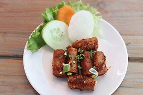 Lotus Club Boutique Hotel