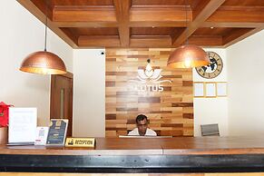 Lotus Club Boutique Hotel