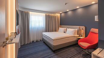 Holiday Inn Express Hamburg South A7 AS42 by IHG