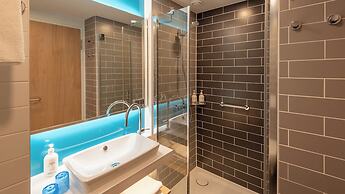 Holiday Inn Express Hamburg South A7 AS42 by IHG