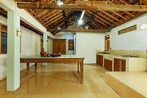 OYO Homes 91154 Desa Wisata Wayang Manyaran Wonogiri