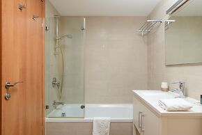 Comfort with Terrace over the Hills by FeelHome