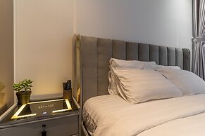 The Rixx Lavish Apartment