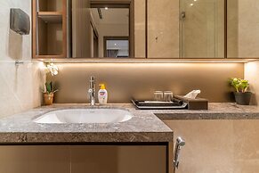 The Rixx Lavish Apartment