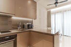 The Rixx Lavish Apartment