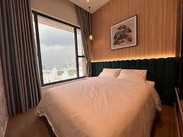 The Rixx Lavish Apartment