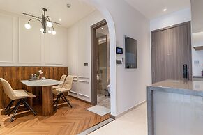 The Rixx Lavish Apartment