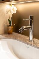 The Rixx Lavish Apartment