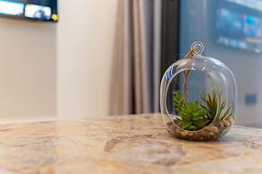 The Rixx Lavish Apartment