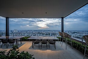 The Rixx Lavish Apartment