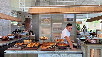 New World Hoiana Beach Resort