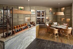 New World Hoiana Beach Resort