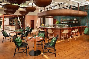 New World Hoiana Beach Resort