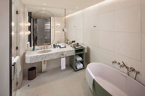 New World Hoiana Beach Resort