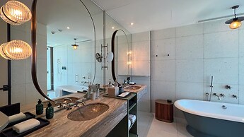 New World Hoiana Beach Resort