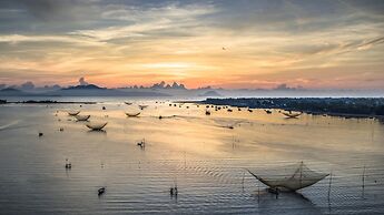 New World Hoiana Beach Resort