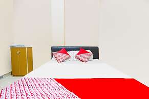 SPOT ON 91885 Wisma Heksa