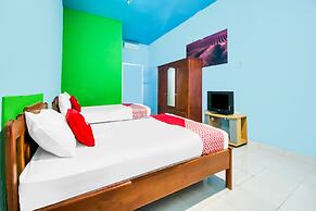 OYO 91861 Pemuda Kemuning Guest House