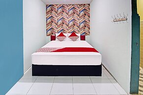 OYO Life 92032 Utama Hotel & Karaoke