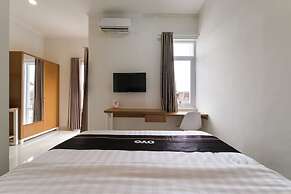 Super OYO Collection O 90023 Damar Kusumo Guest House