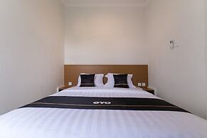 Super OYO Collection O 90023 Damar Kusumo Guest House