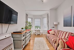 Dunluce Park - Portrush by the Sea