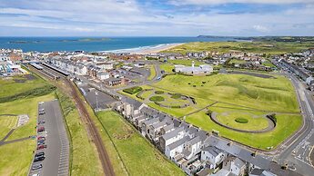 Dunluce Park - Portrush by the Sea