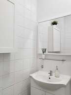 Dunluce Park - Portrush by the Sea